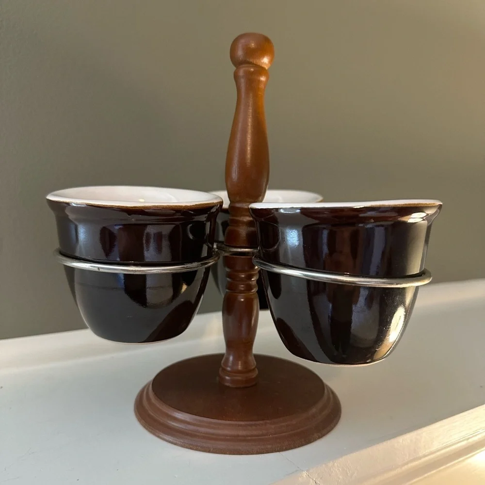 Vintage 3 cup condiment or snack holder